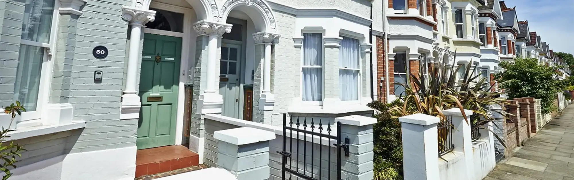 Avenue Street View